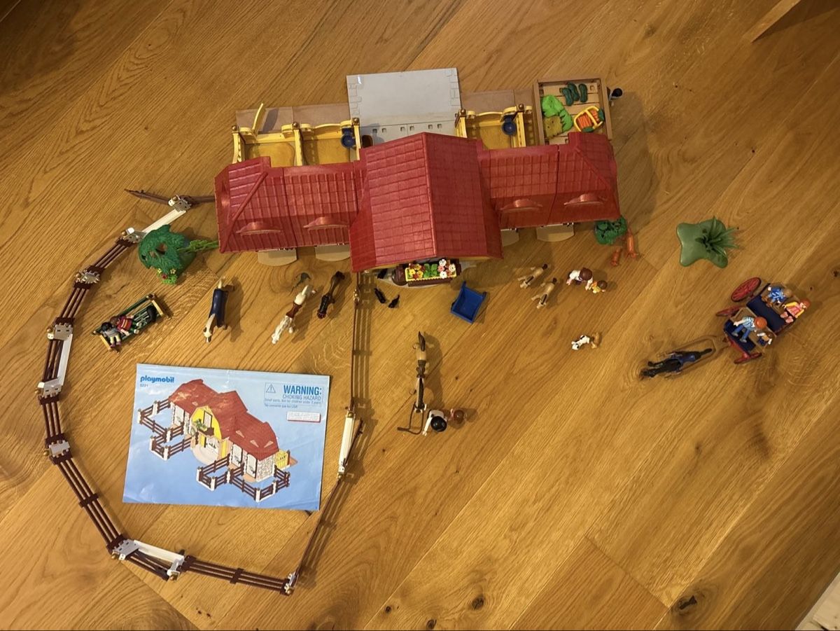 Playmobil Giocattoli: Playmobil Reiterhof – Usato da Bubikon venduto da petraruoss 1