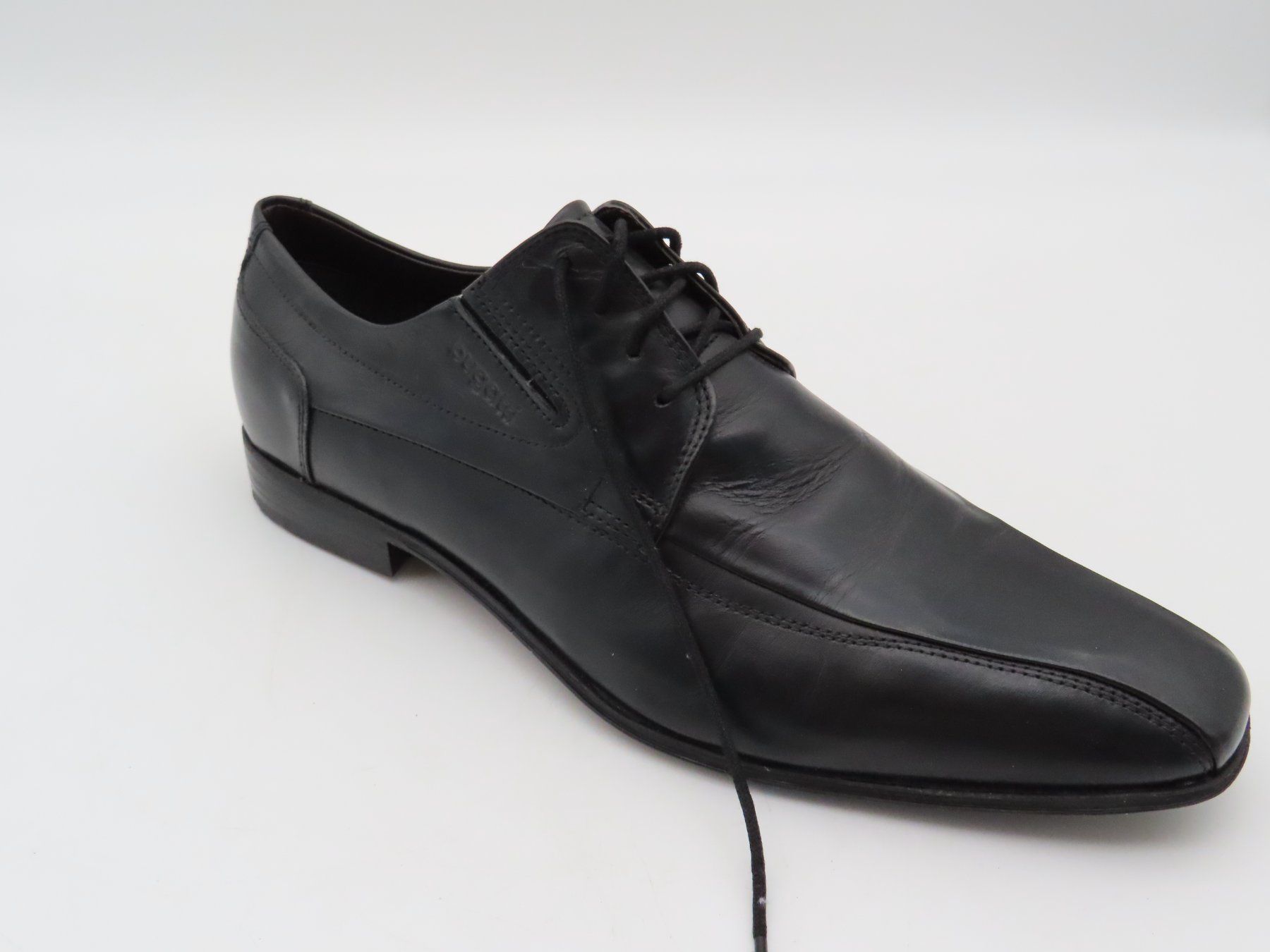 Bugatti Scarpe da uomo: Bugatti Schnürschuhe Gr. 45 mit Schuhspanner – Usato da Reinach BL venduto da WBZ-Flohmarkt 7