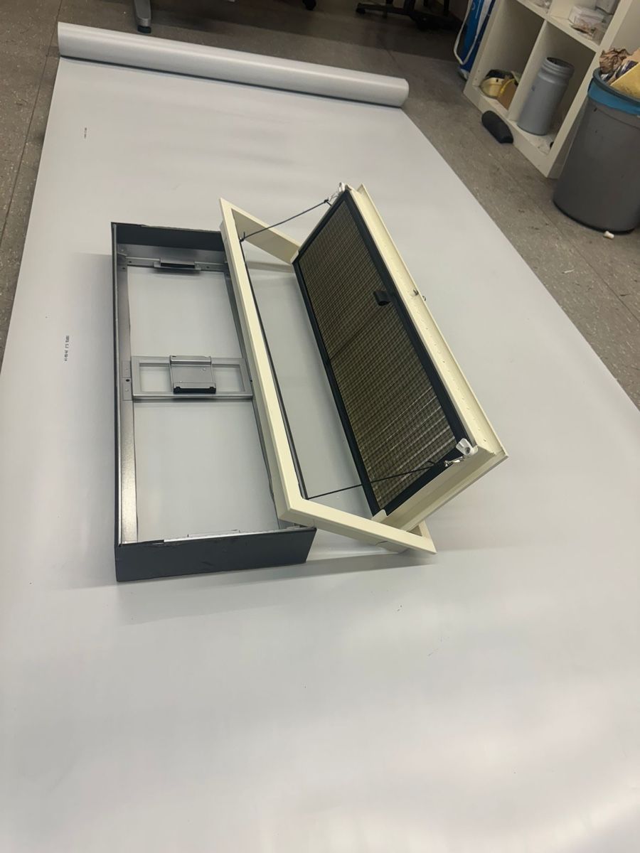 Fenster: Zu/Abluft Lamellen-Klappfenster mit Filter, Farbe beige – Neu und originalverpackt aus Lenzburg von Alfred1341 3