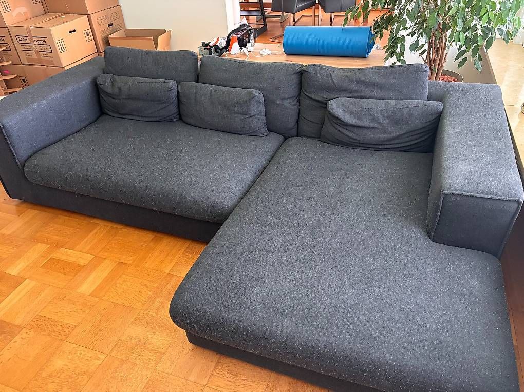 Divani: Couch gratis zum selbst abholen – Usato da Winterthur venduto da pau_9c2h 2