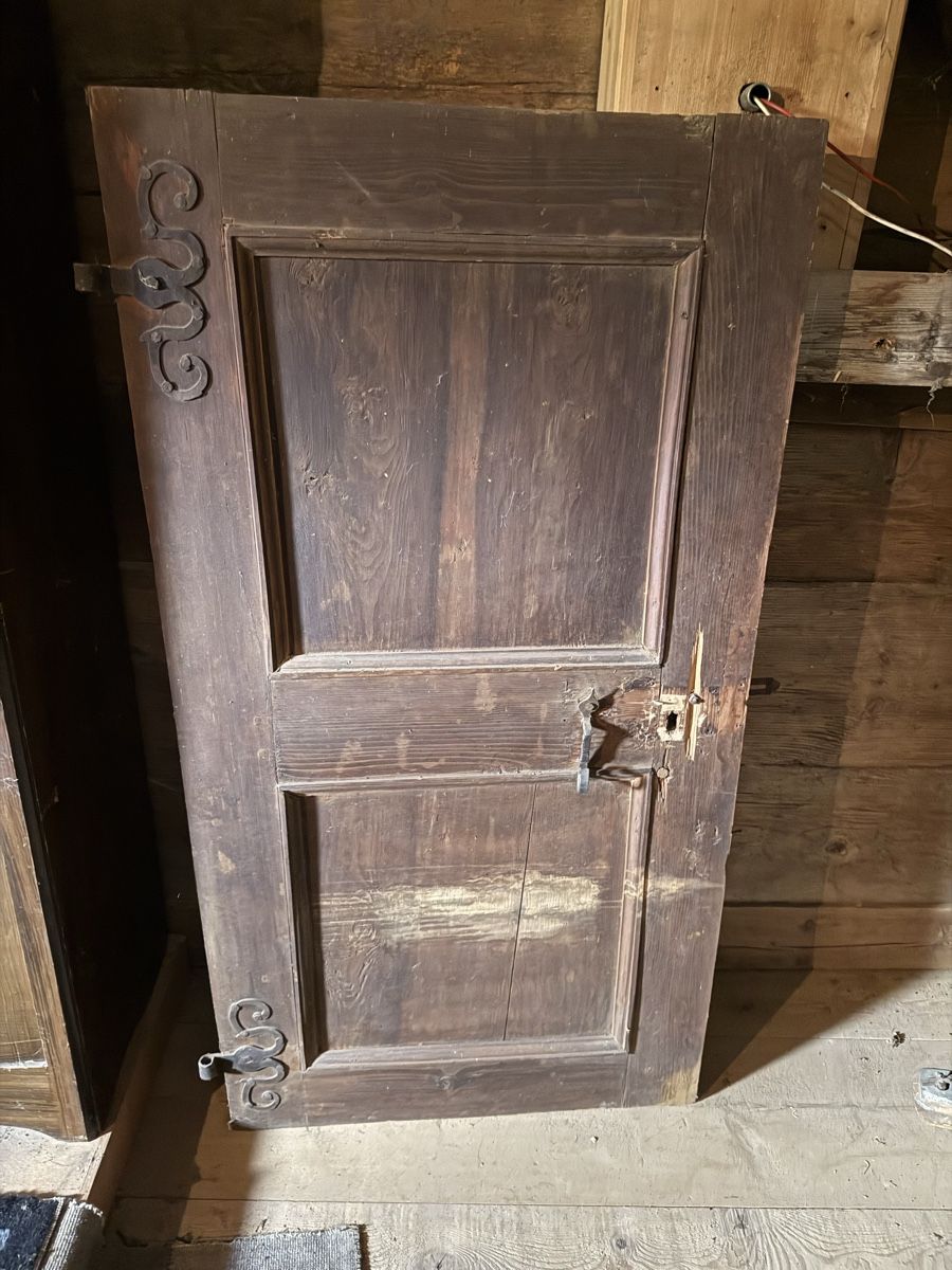 Porte: Alte Holztüre – Difettoso da Appenzell Eggerst. venduto da Koer85 2