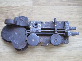 Antikes Türschloss geschmiedet