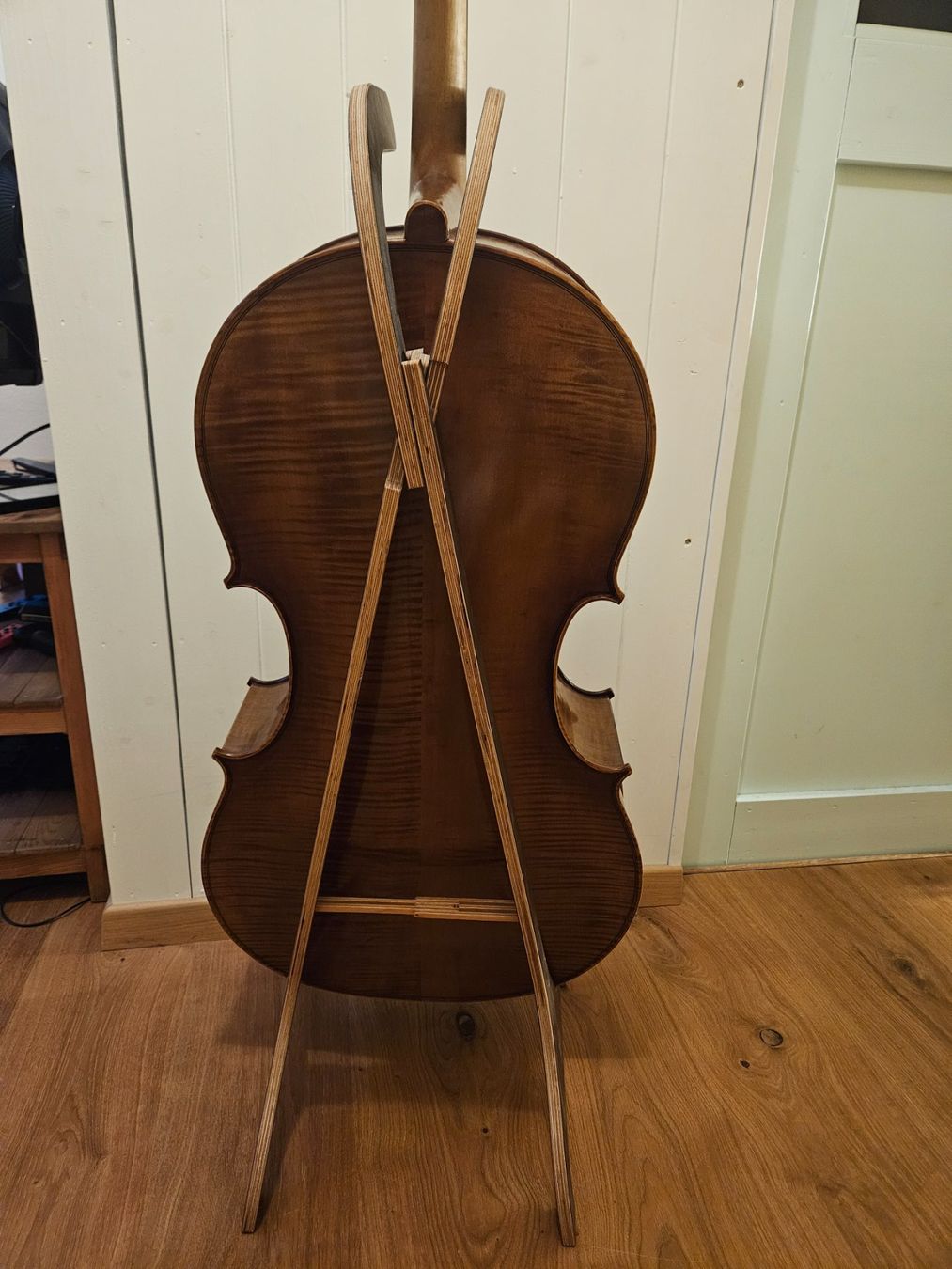 Autres décorations & accessoires: Cello Ständer – D'occasion à Hilterfingen par surini12 6