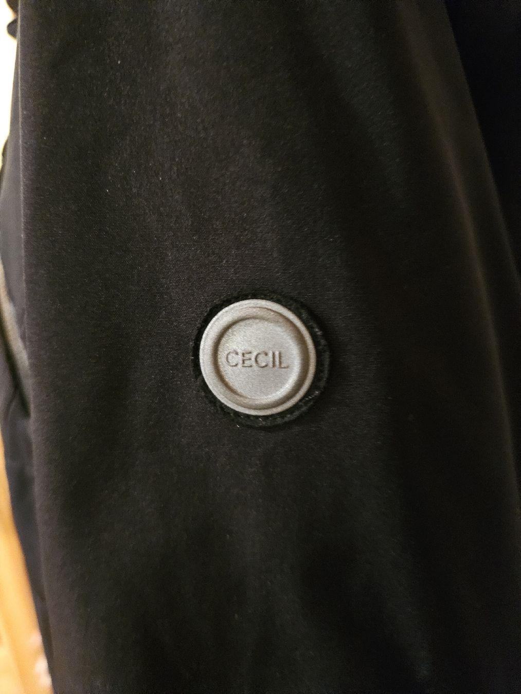 Cecil Giacche: wunderschöne schwarze CECIL Jacke gr.M – Usato da Ferden venduto da jemyce 4