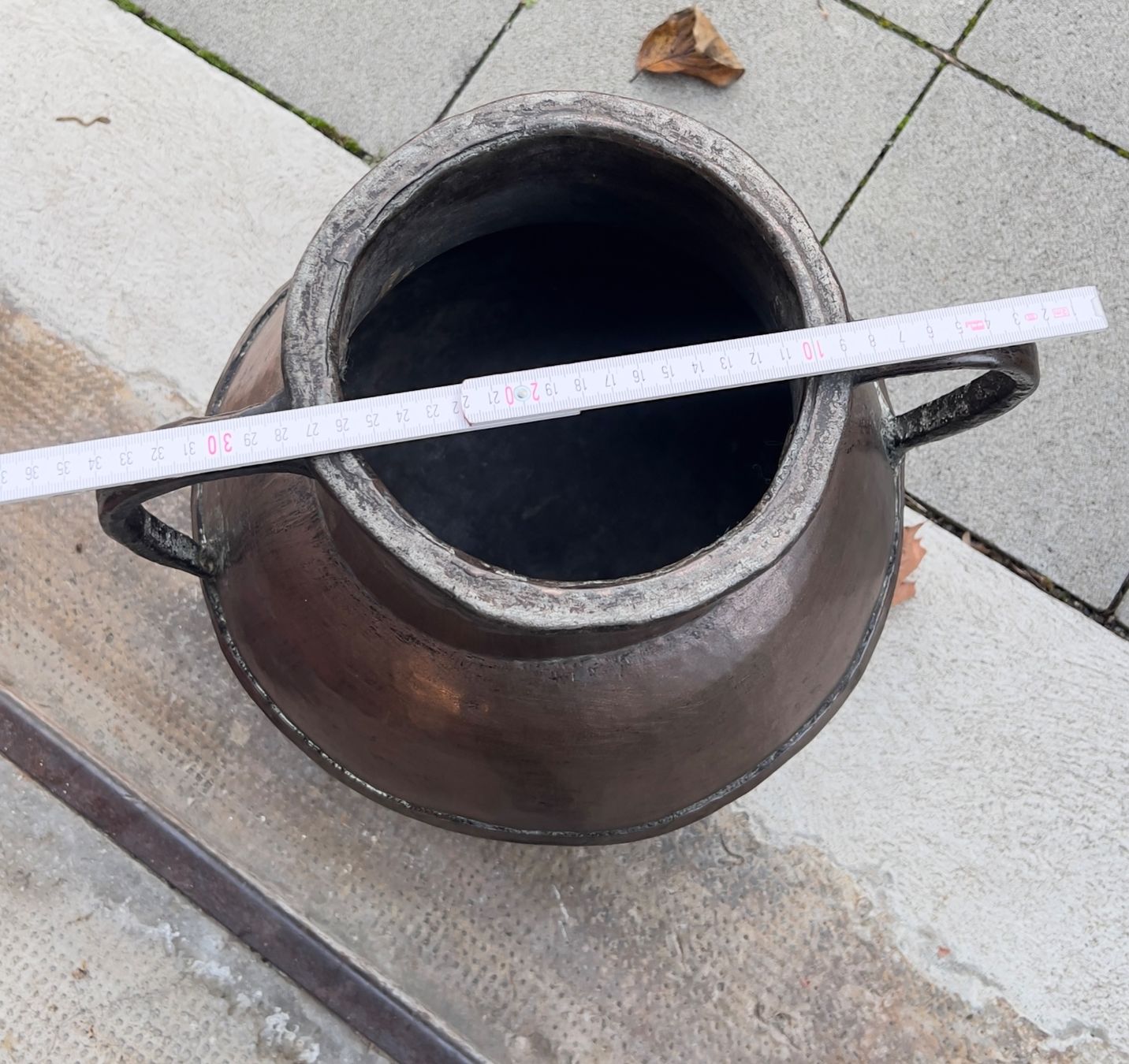 Vase & Récipients: Amphore en bronze artisanal – D'occasion à Sion par ROBY_ROBY_ROBY 5