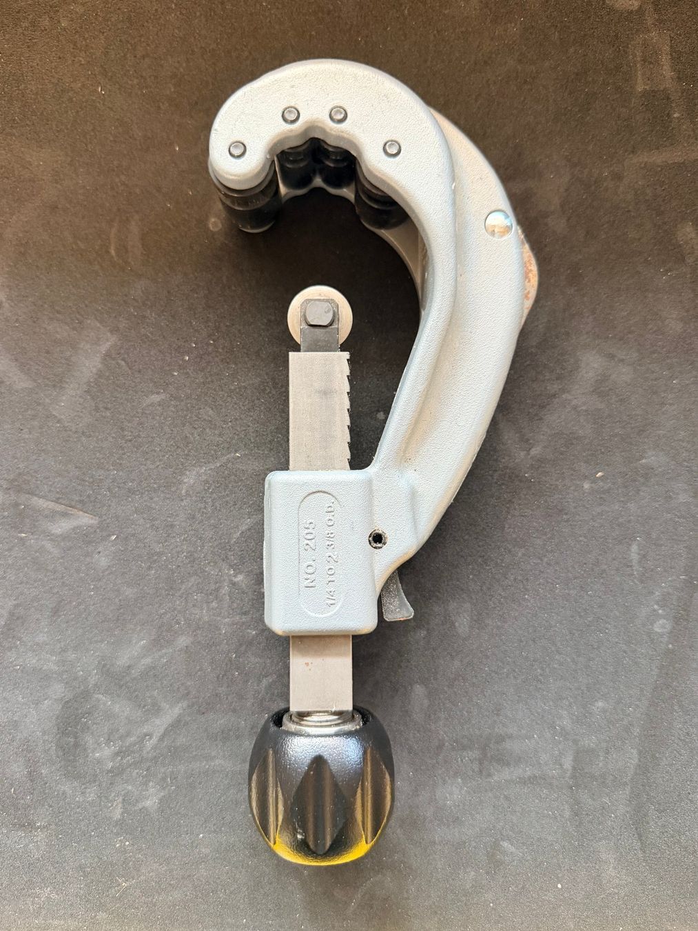 Ridgid Tutti gli attrezzi: Ridgit Rohrabschneider Inox – Usato da Büron venduto da 009001
