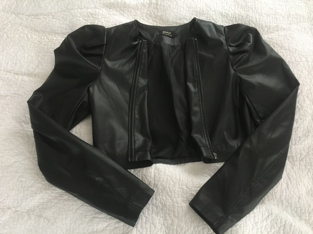 ONLY Bolero/Blazer Kunstleder schwarz (Gebraucht) in