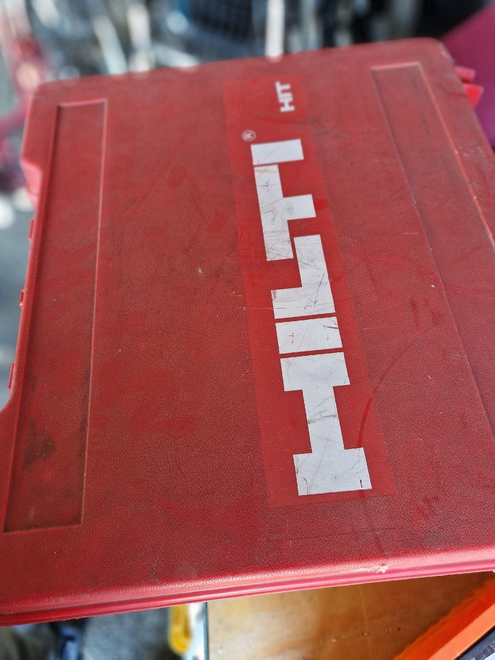 Hilti Tutti gli attrezzi: Hilti Hit pistole – Usato da Basel venduto da Meti200 1