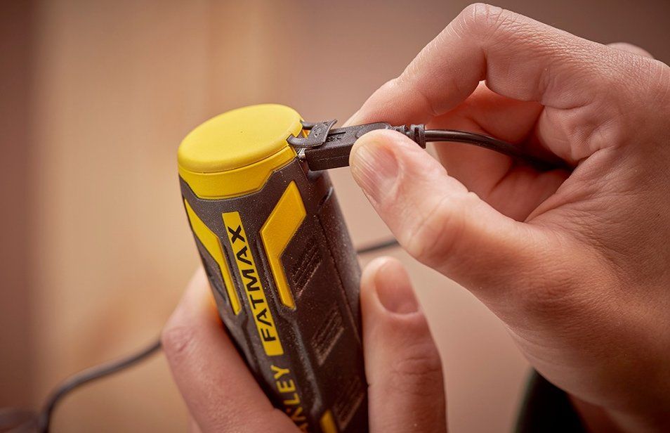 Stanley Trapani: Stanley Fatmax Bit Schraubendreher 4V – Nuovo e nell'imballaggio originale da Koppigen venduto da Bracher_Mail-House 8