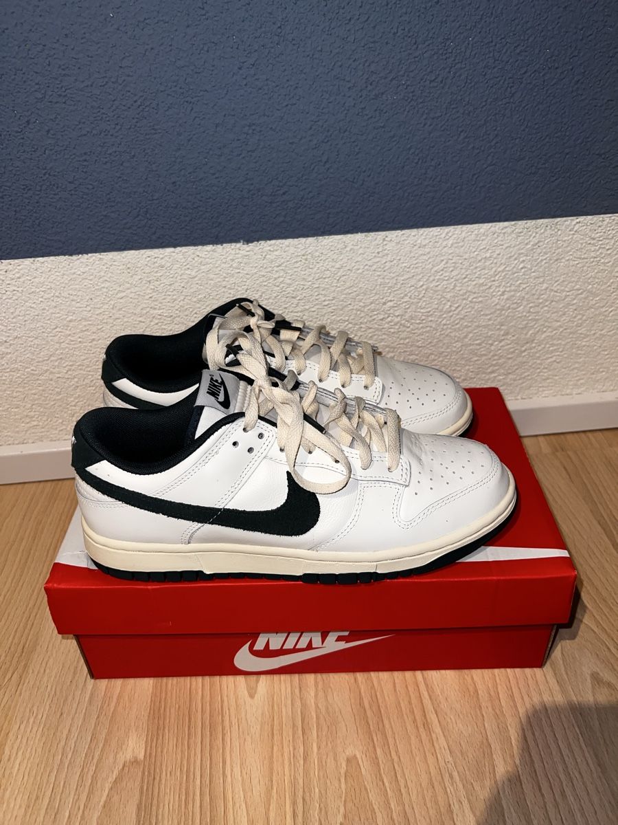 Nike Scarpe da uomo: NEU: Nike Dunk Low Gr. 42 Navy – Nuovo (secondo la descrizione) da Altishofen venduto da No.hu 7