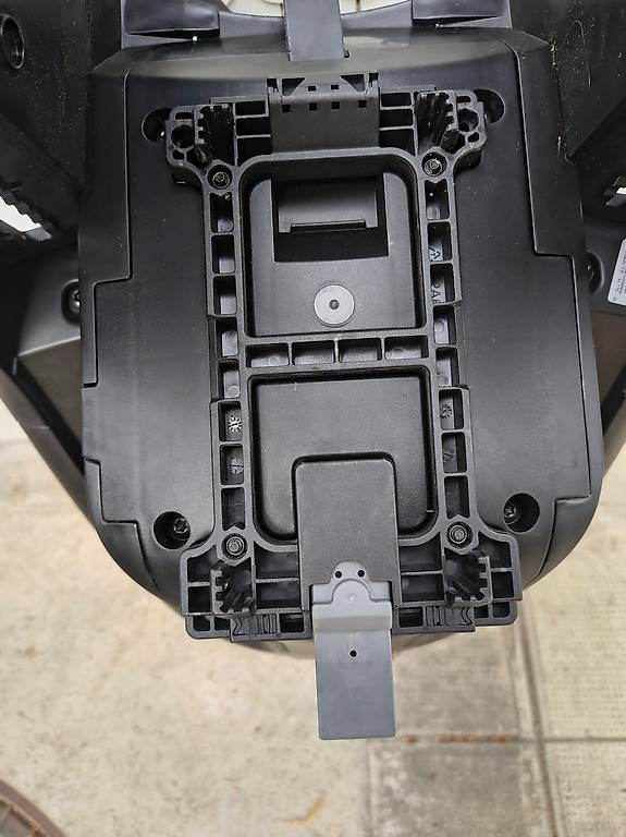 Pièces détachées: Thule Yepp 2 Maxi  MIK HD  Kindsitz Velo – D'occasion à Bern par link7ll 1