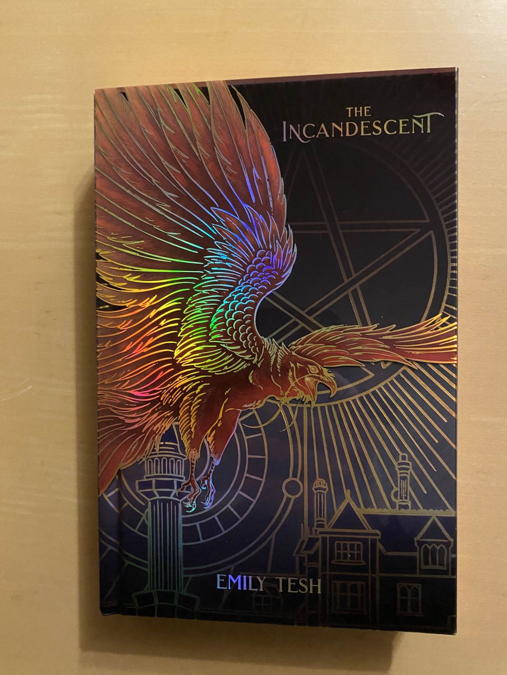 Livres: The Incandescent - Owlcrate exclusive – D'occasion à Winznau par sadamu