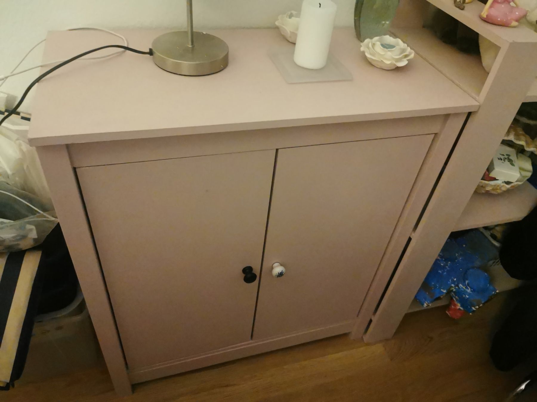 Cassettiere: Rosa Kommode, guter Zustand – Usato da Basel venduto da Allerleiii