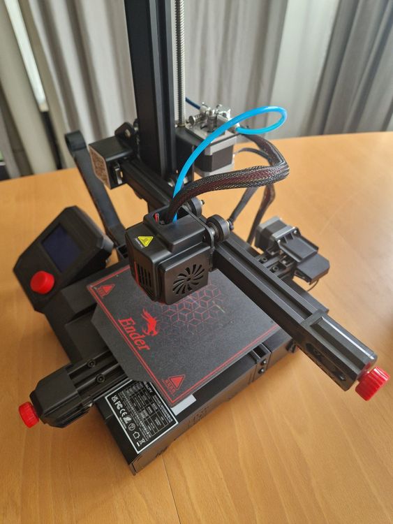 Creality Ender 2 Pro mit Micro-Swiss Hotend + Extruder 4