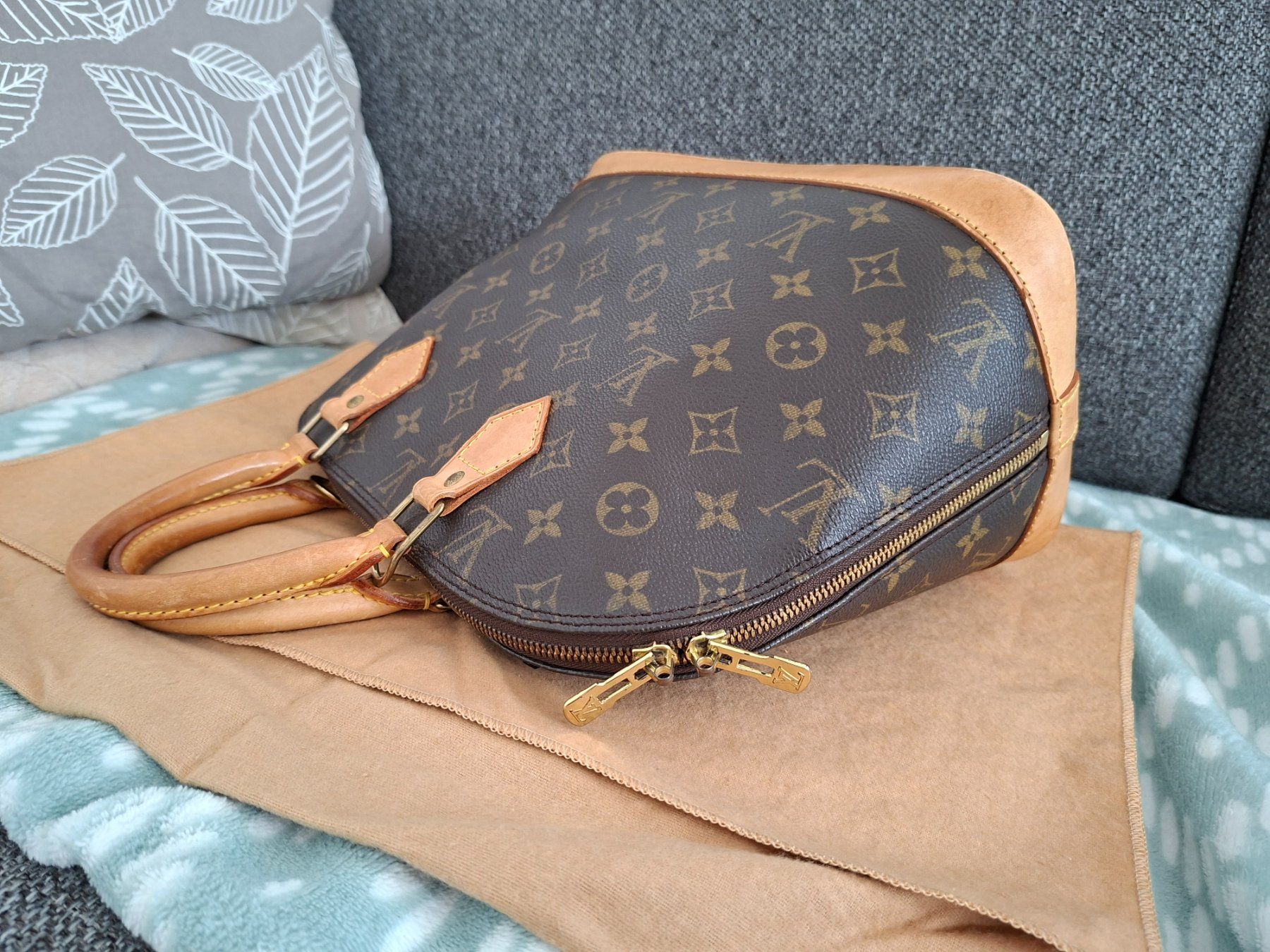 Louis Vuitton Borse da donna: Louis Vuitton Alma Monogram/Handbag/Tasche!! – Usato da Goldach venduto da mamakotzi 4