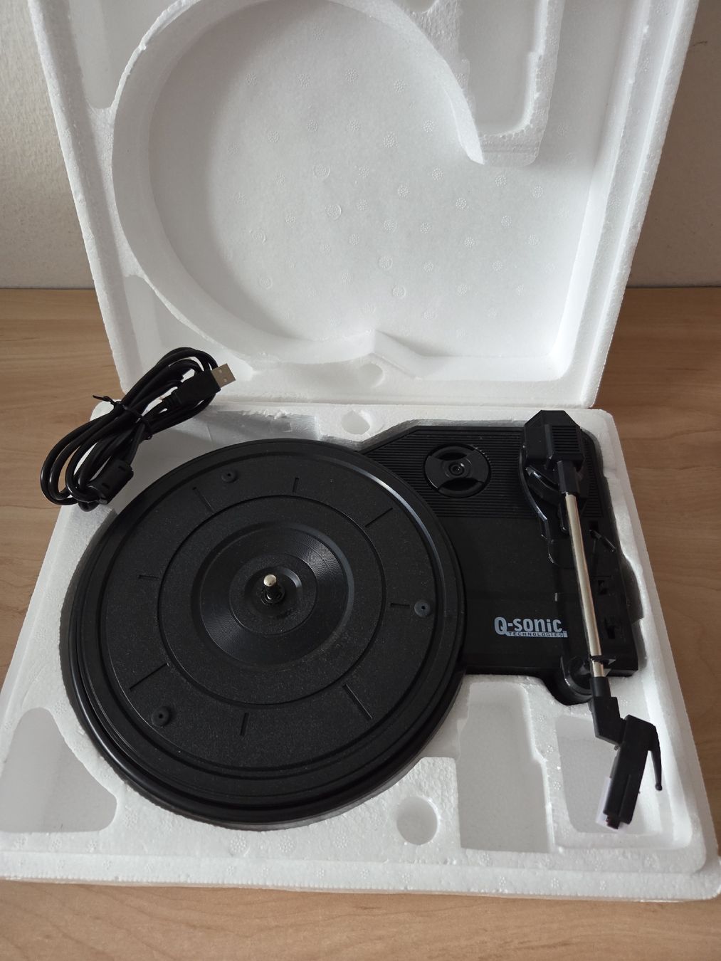 Giradischi: Plattenspieler inkl UBS Kabel und  Software CD  – Usato da Winterthur venduto da katzen07 3