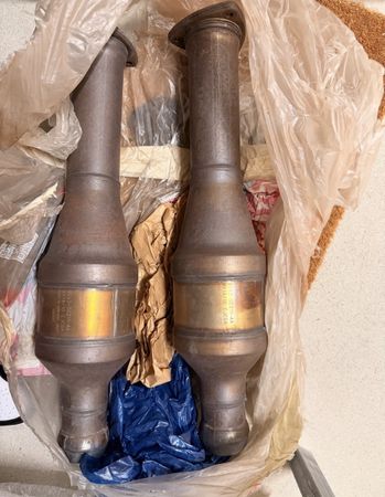 Original Aston Martin Katalysatoren OEM 9G43-5E211-AA