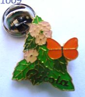 Pin Ricola Kräuter Blumen roter Schmetterling