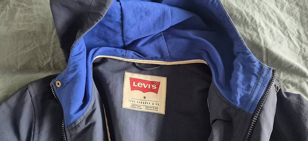 Jacken: Levis Parka Jacke – Gebraucht aus Fällanden von luc_fw55 4