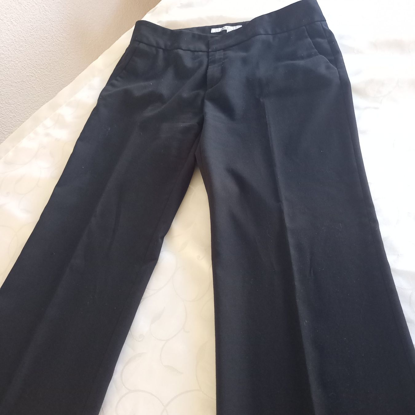 Zara Pantaloni: schwarze Bundfaltenhose von Zara Basic Gr.42 – Usato da Brüttisellen venduto da kikaninchen79 2