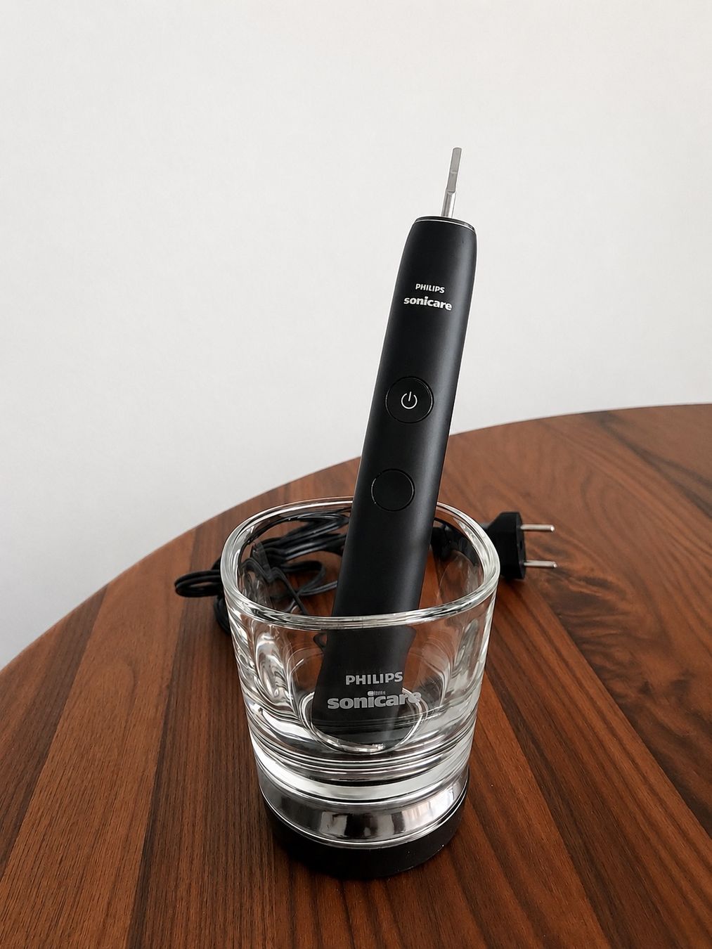 Philips Sonicare Zahnpflege: Philips Sonicare DiamondClean – Gebraucht aus Lausanne von AufLiebesehen