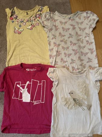 4 Mädchen Shirts 128/134