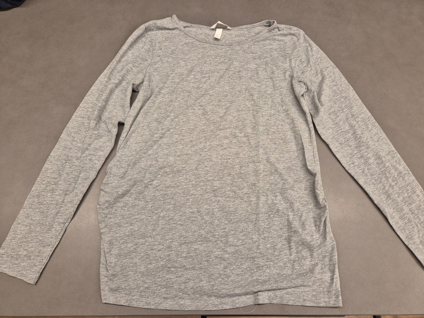 H&M Tops: Umstandstop H&M, Grösse M – D'occasion à Adliswil par monikas47