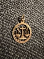 Pendentif Balance de la Justice en or 585