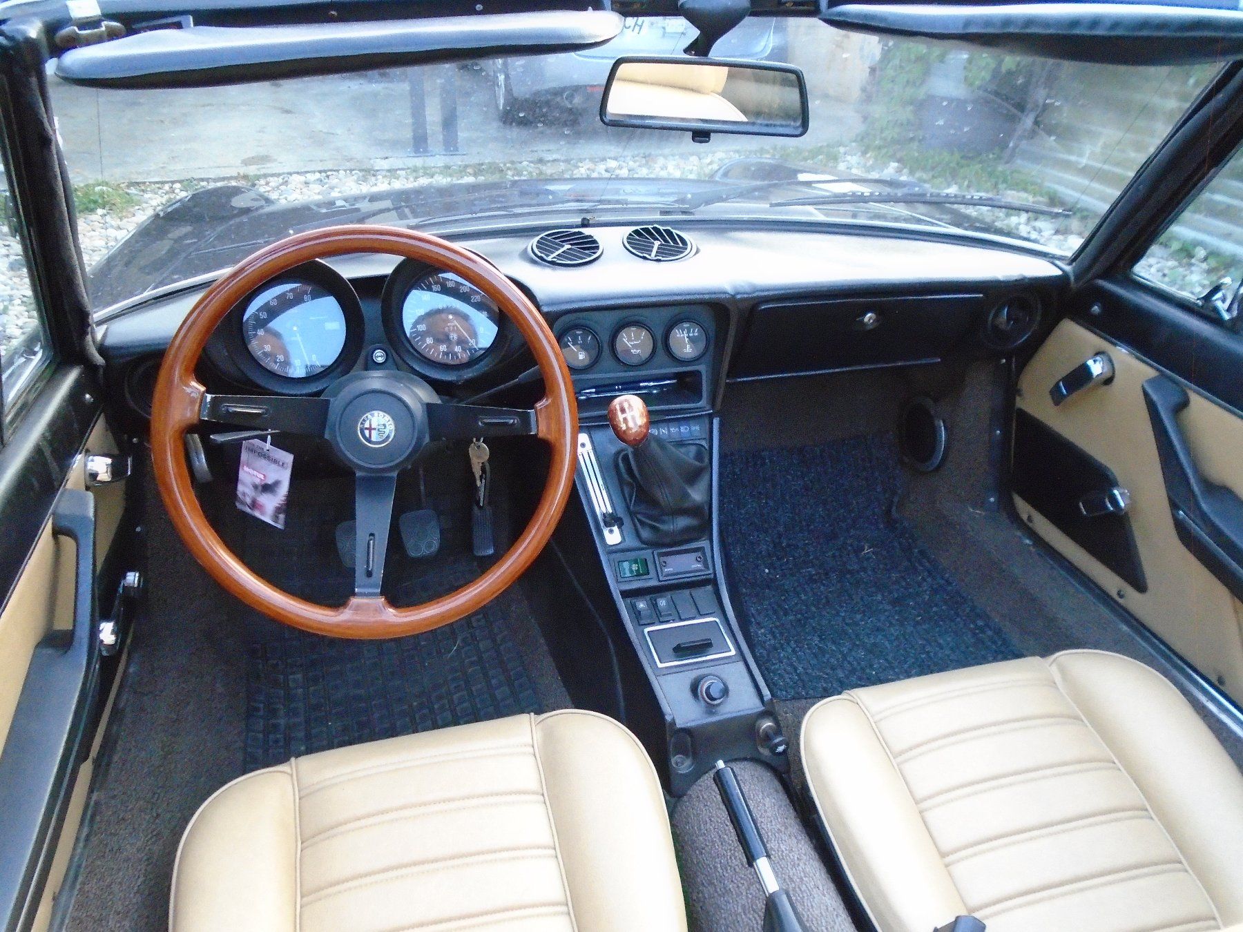 Alfa Romeo Autos: Alfa-Roméo Spider 2.0 – D'occasion à Fey par paquita2122 6