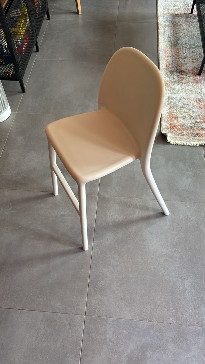 Ikea Seggioloni: Chaise IKEA enfant  – Usato da Troistorrents venduto da Flocon2_neige
