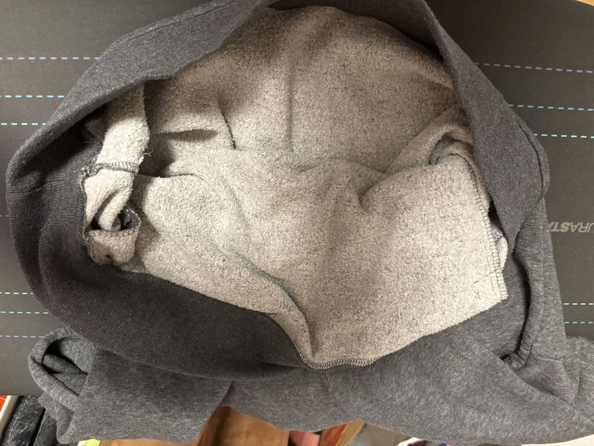 Maglioni & Felpe: Kapuzenpulli L Anthrazit – Usato da Kesswil venduto da Branca-01 5