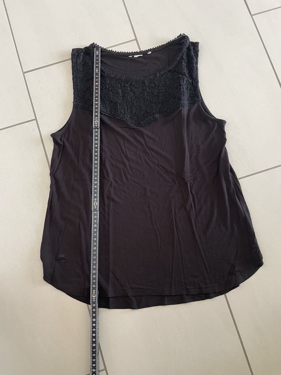 Top: Schwarzes Damentop Gr L – Usato da Rüti ZH venduto da kar_xx9l 2