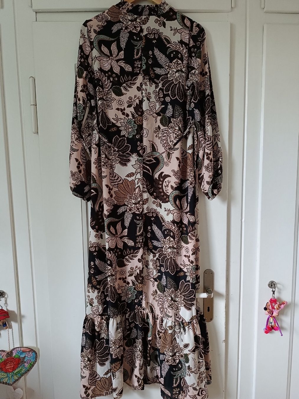 Only Robes: ONLY Kleid, Gr. S, Blumenmuster – D'occasion à Zürich par salsera44 3