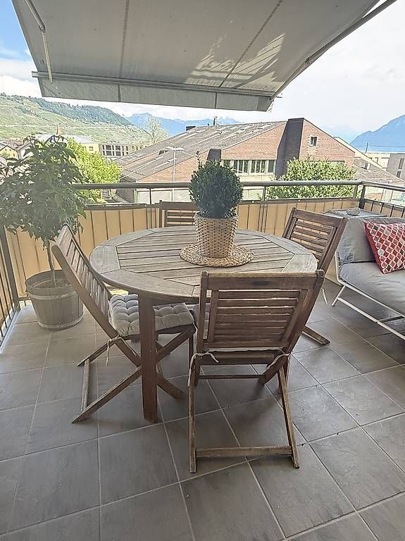 Tischset: Table de jardin en teck avev 4 chaises – Gebraucht aus Cully von ana_lt9d