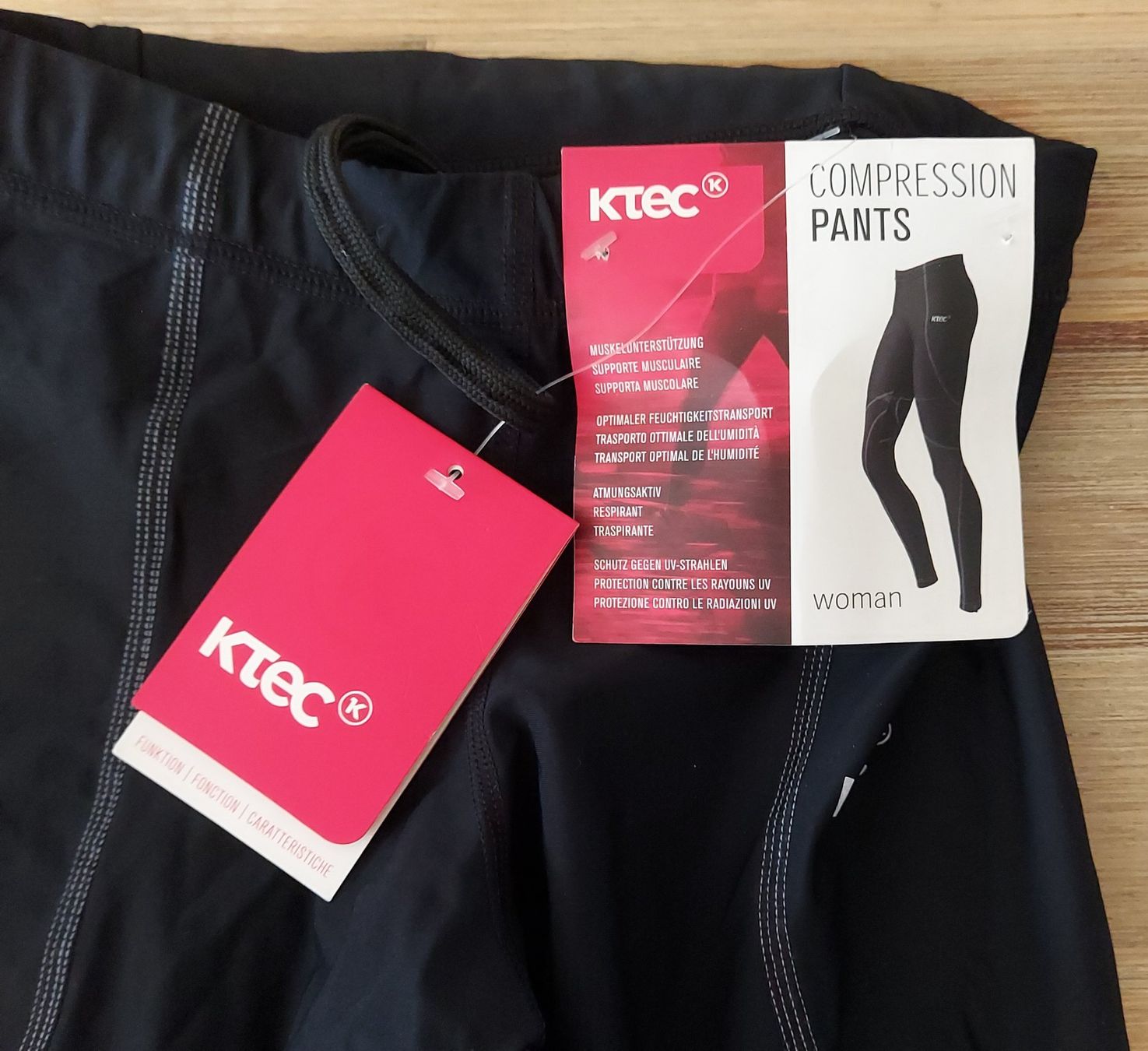 Leggings: Neue Ktec Damen Sporthose Compression Pants Gr. XS – Nuovo e nell'imballaggio originale da Basel venduto da Mazzo84 1