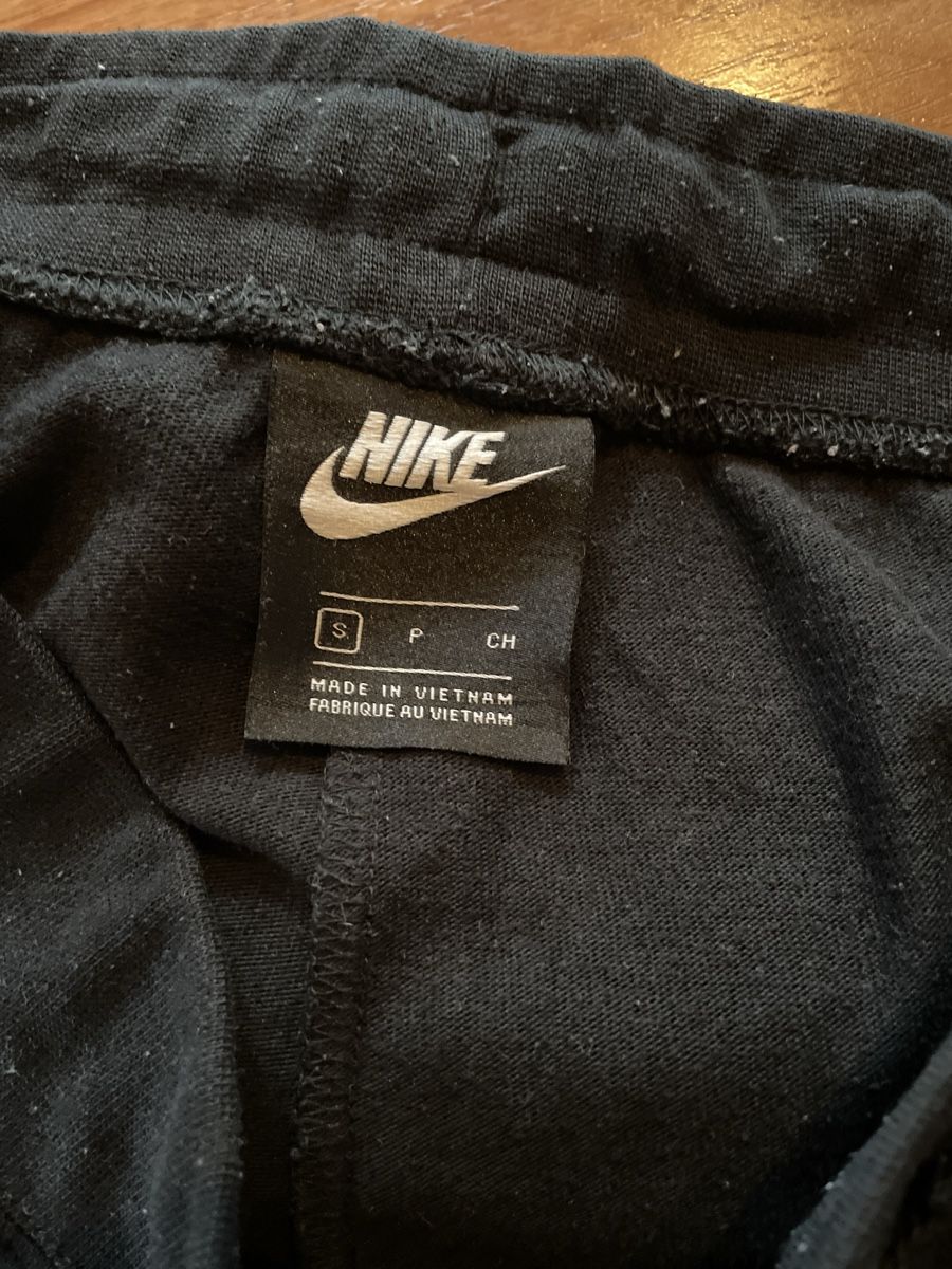 Nike Hosen: Nike Damen Jogginghose Gr. S schwarz #2 – Gebraucht aus St. Gallen von mai_2lcj 2