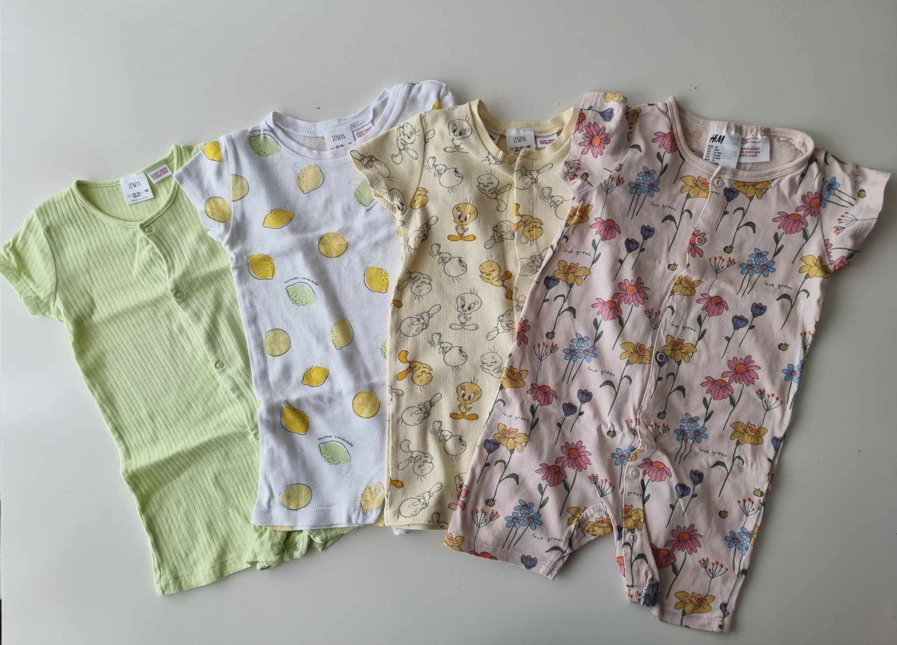 Zara Pigiama & Simili: 4x Pyjama Schlafanzug Mädchen Gr. 86 – Usato da Münchenstein venduto da mt25