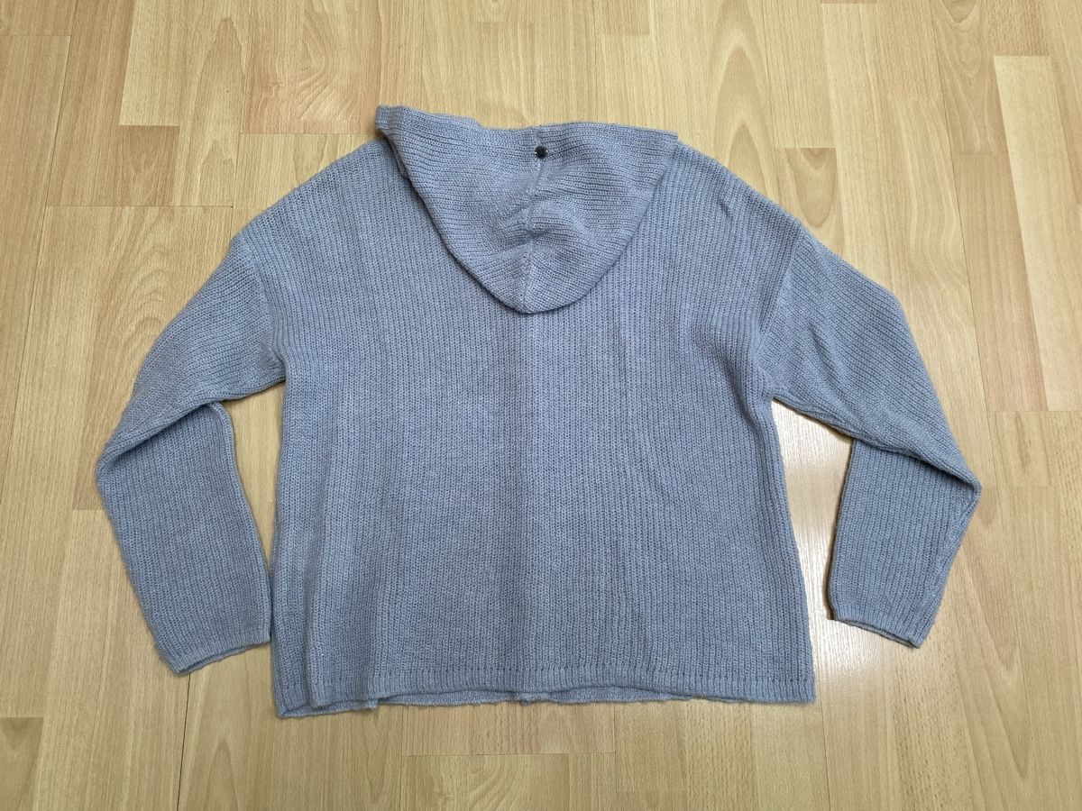 Nile Giacche: Nile Strickjacke mit Kapuze hellblau Grösse M – Nuovo (secondo la descrizione) da Buochs venduto da H16 4