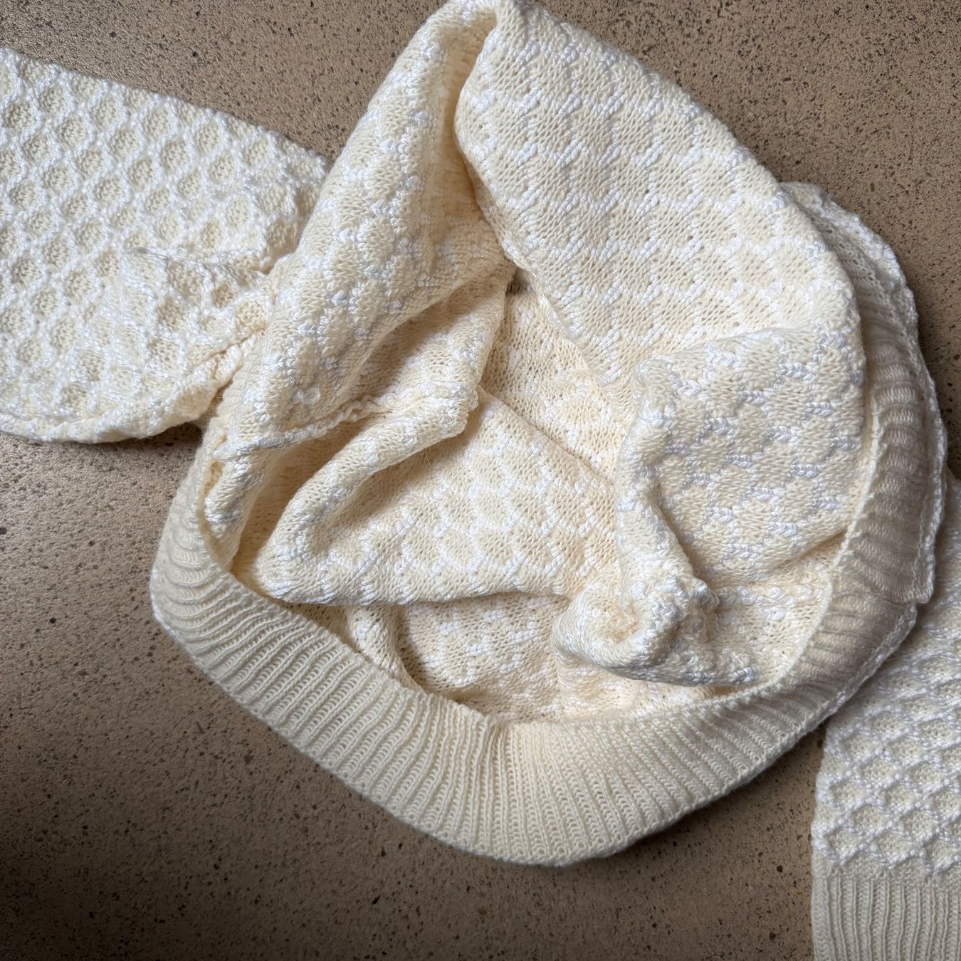 Maglioni & Felpe: ungetragener Pullover von VIVIAN GRAF 💛 – Nuovo (secondo la descrizione) da Zürich venduto da ClosetQueen 9