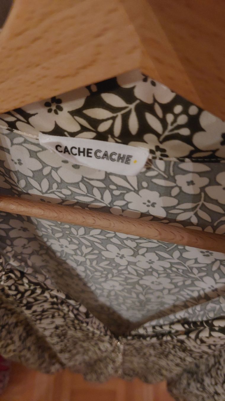 Camicette: Cache Cache Bluse mit Blumenmuster, Gr. L, Top Zustand! – Usato da Niedergösgen venduto da Bertiana 1