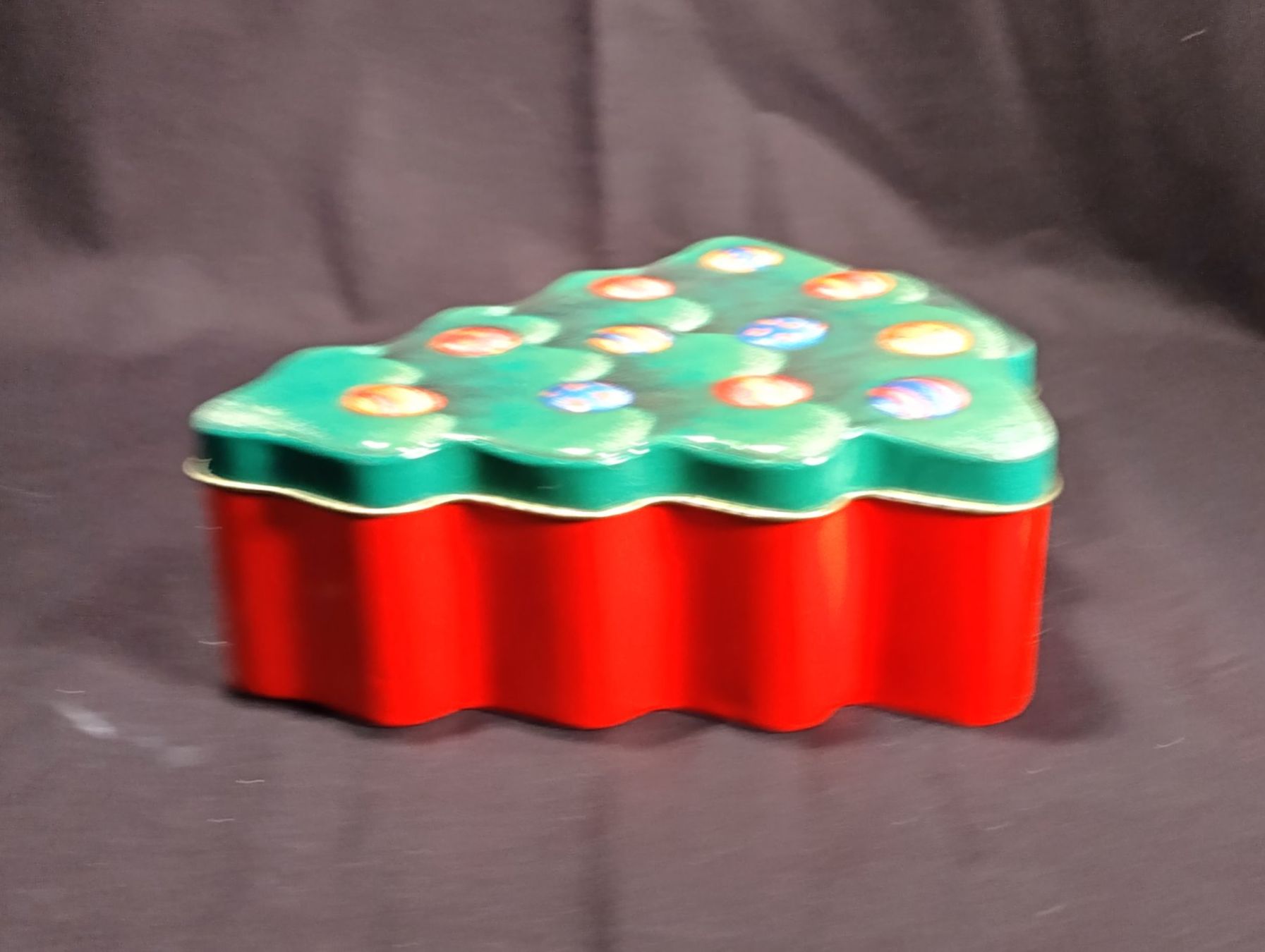 Sonstige Dekorationen & Accessoires: Blechbüchse Weihnachtsbaum, 3D Deckel – Gebraucht aus Bellach von JingleCherry 1