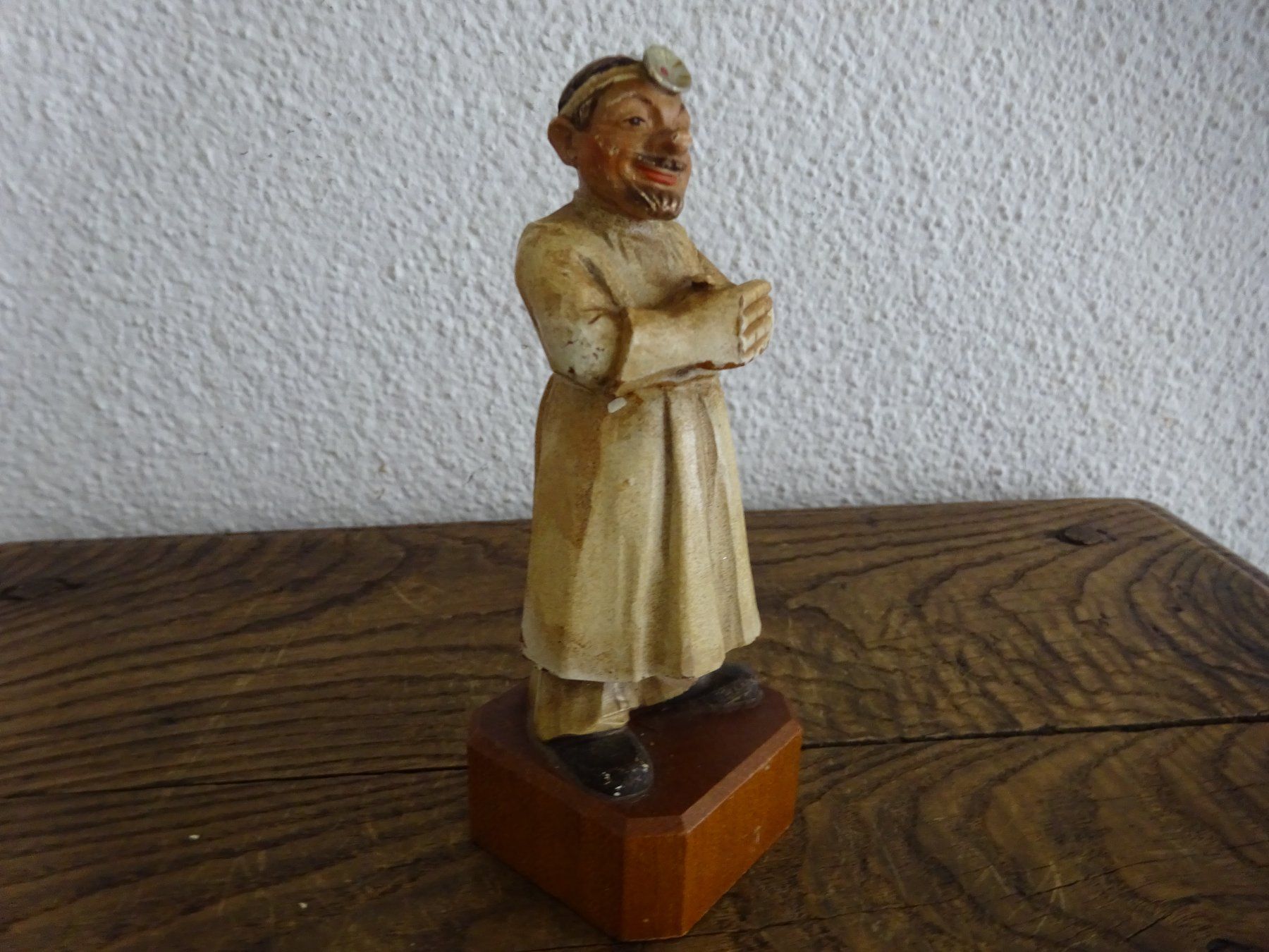 Skulpturen & Statuen: Lustiger Frauenarzt – Gebraucht aus Esslingen von eintagammeer 1