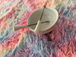 Fondue au chocolat romantique avec fourchettes