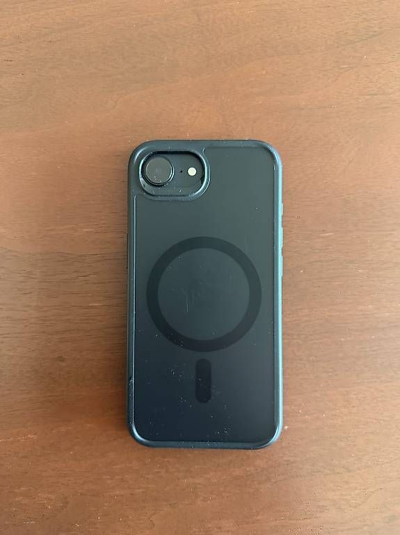 Telefoni cellulari / Smartphones: iPhone 17e 256 Go (Noir) – Usato da Bulle venduto da Light-House 1