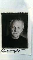 Anthony Hopkins, Original Autogramm auf Foto in s/w