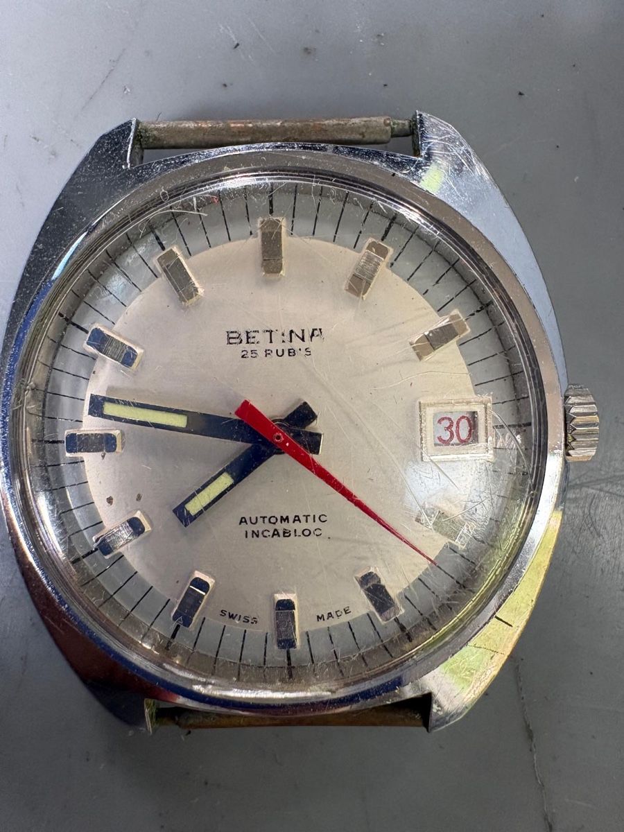 Montres: Betina automatic.  – D'occasion à Domdidier par HA92