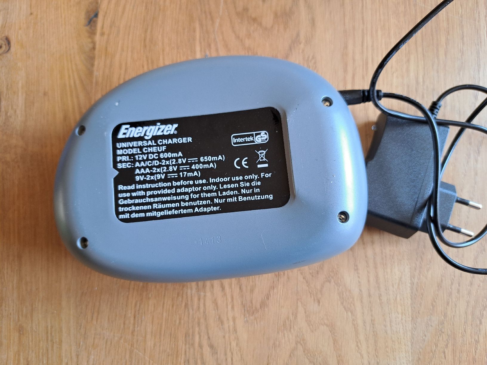 Caricatori & Batterie: 3 Batterieladegeräte Energizer, Varta – Usato da Pratteln venduto da mab_f2fz 7