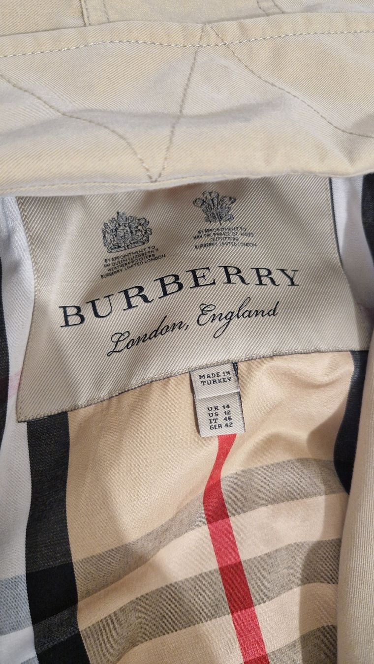 Burberry Cappotti: Burberry Parka, beige Grösse 42 – Nuovo (secondo la descrizione) da Wettingen venduto da smilee1 2