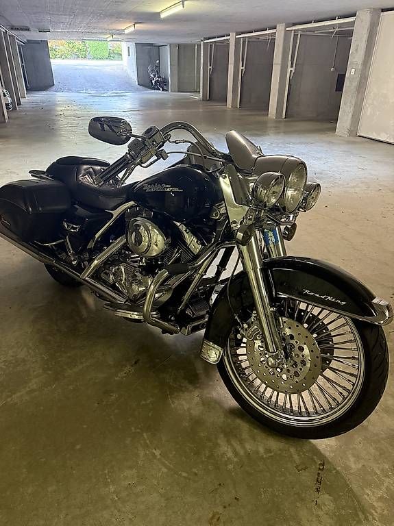 Touring: Harley Davidson RoadKing – Usato da Au SG venduto da veni33 3