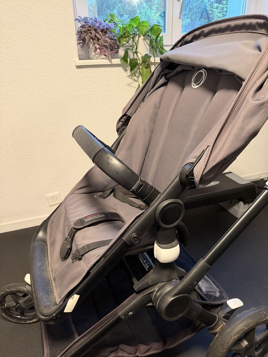 Bugaboo Carrozzine: Used Bugaboo Fox Stroller - Sehr guter Zustand  – Usato da Steinmaur venduto da VladRico 1